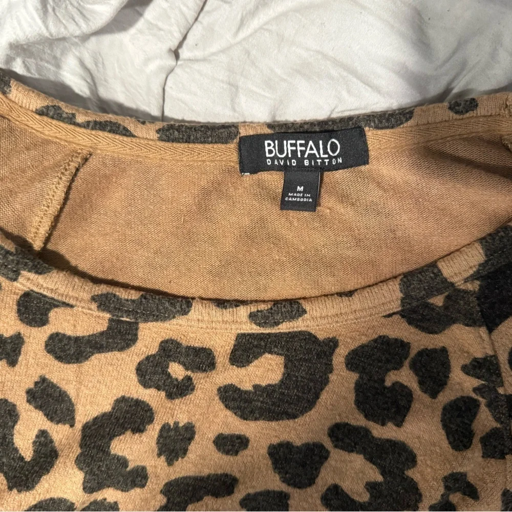 Buffalo David Bitton Animal Print Top - Tan and Black - Picture 3 of 3